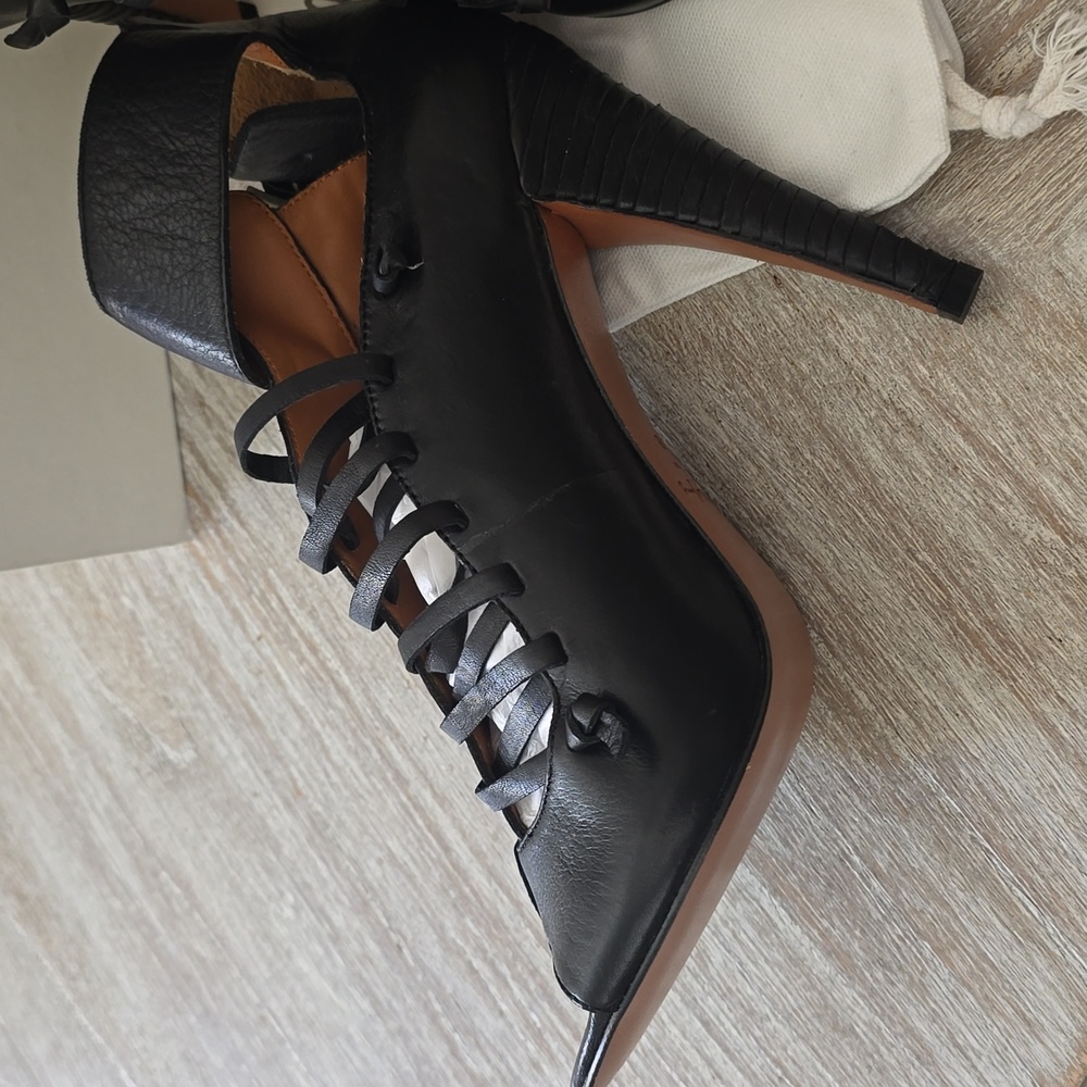Elizabeth and James Leather High Heels - Picture 8 of 11